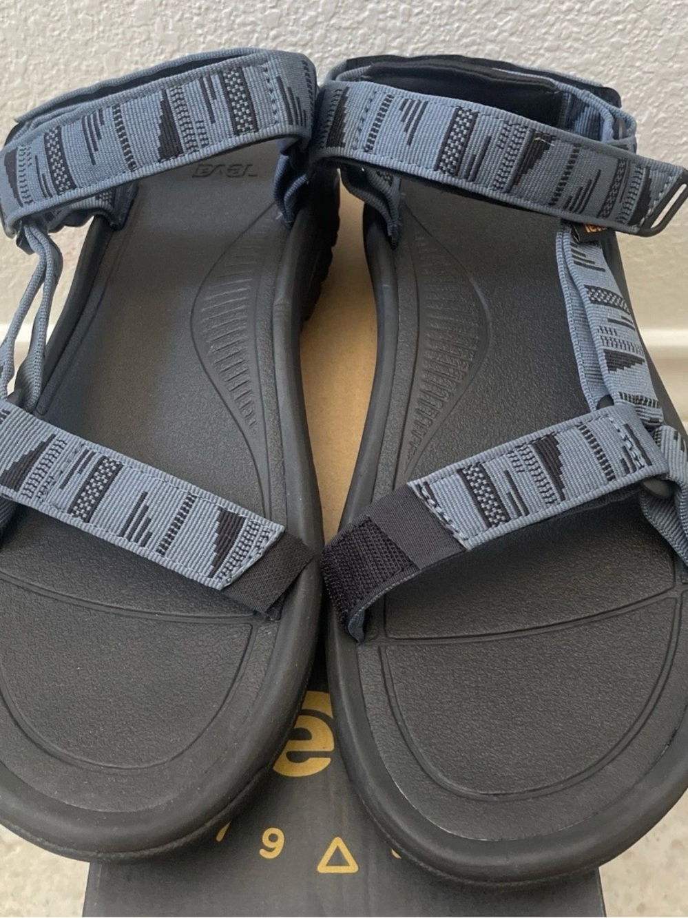 TEVA Men’s Hurricane XLT2 Sport Conb Strappy Cushioned Hiking Sandals